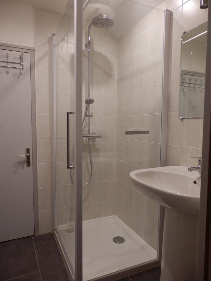 Au Presbytere De Dagmar Erbrée Quarto foto